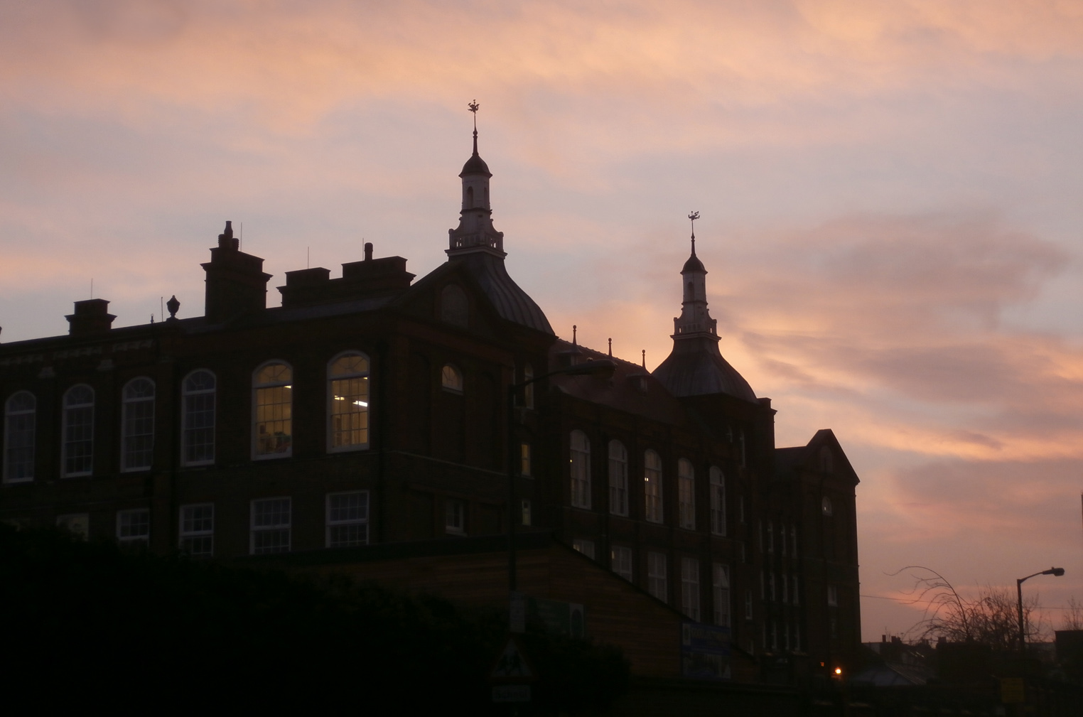 OLYMPUS DIGITAL CAMERA