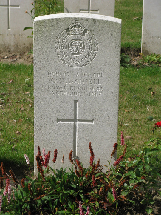 NGD.Messines Ridge CWGC.08.10.NGD