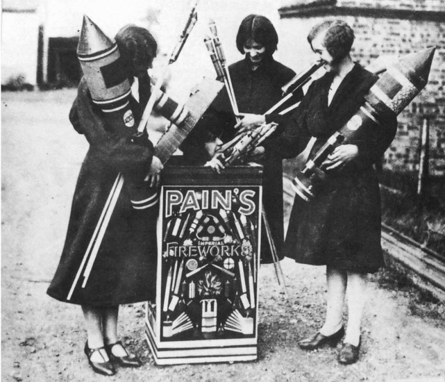 FireworkGirls1926